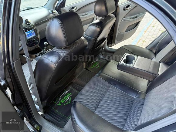 YEŞİLMOTORSDAN LACETTİ