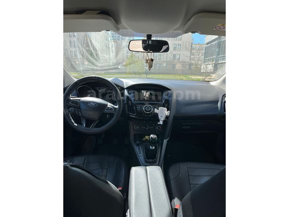 Sahibinden Acill  Ford Focus 2015 Model 176000 

 