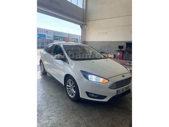 Sahibinden Acill  Ford Focus 2015 Model 176000 

 
