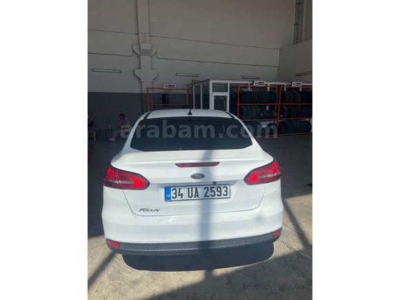 Sahibinden Acill  Ford Focus 2015 Model 176000 

 