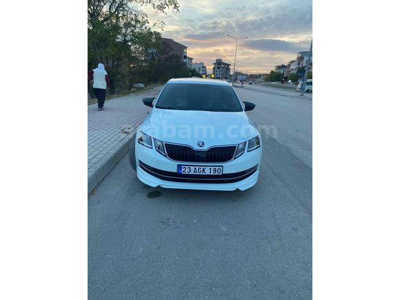 Sahibinden Skoda Octavia 1.6 TDI Style 2019 Model 