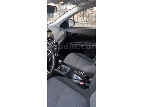 Hatasız, boyasız, tramersiz 1.4 lpgli  egea