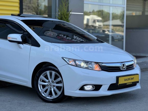 Galeriden Honda Civic 1.6i VTEC Eco Elegance 2014 Model Burdur
