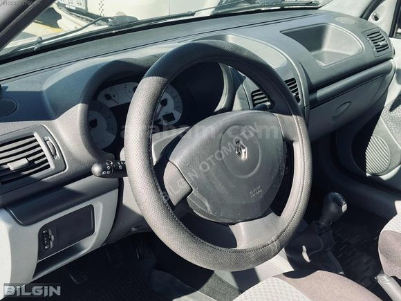 KLİMALI 1.5 DCİ SYMBOL DEĞİŞENSİZ TEK PARÇA BOYALI BAKIMLI TEMİZ