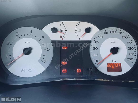 KLİMALI 1.5 DCİ SYMBOL DEĞİŞENSİZ TEK PARÇA BOYALI BAKIMLI TEMİZ