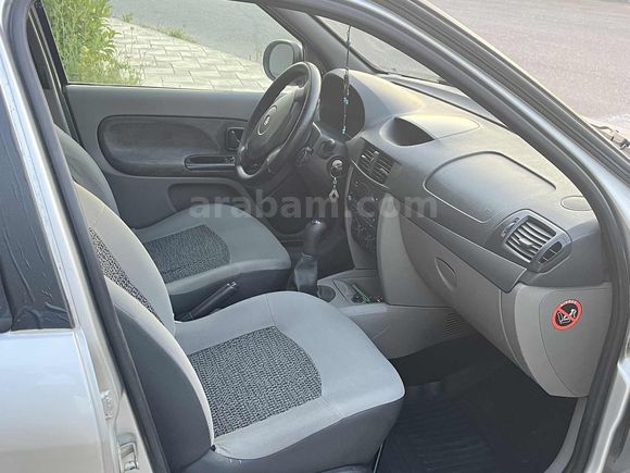 DÜŞÜK KM ÇİFT HAVA YASTIĞI ABS YAKIT CİMRİSİ AİLE ARACI