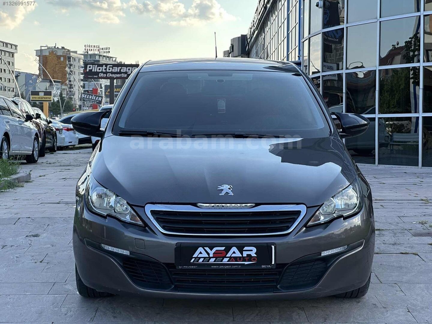 Galeriden Peugeot 308 1.2 PureTech Access 2014 Model Uşak 142.000 km Füme 2