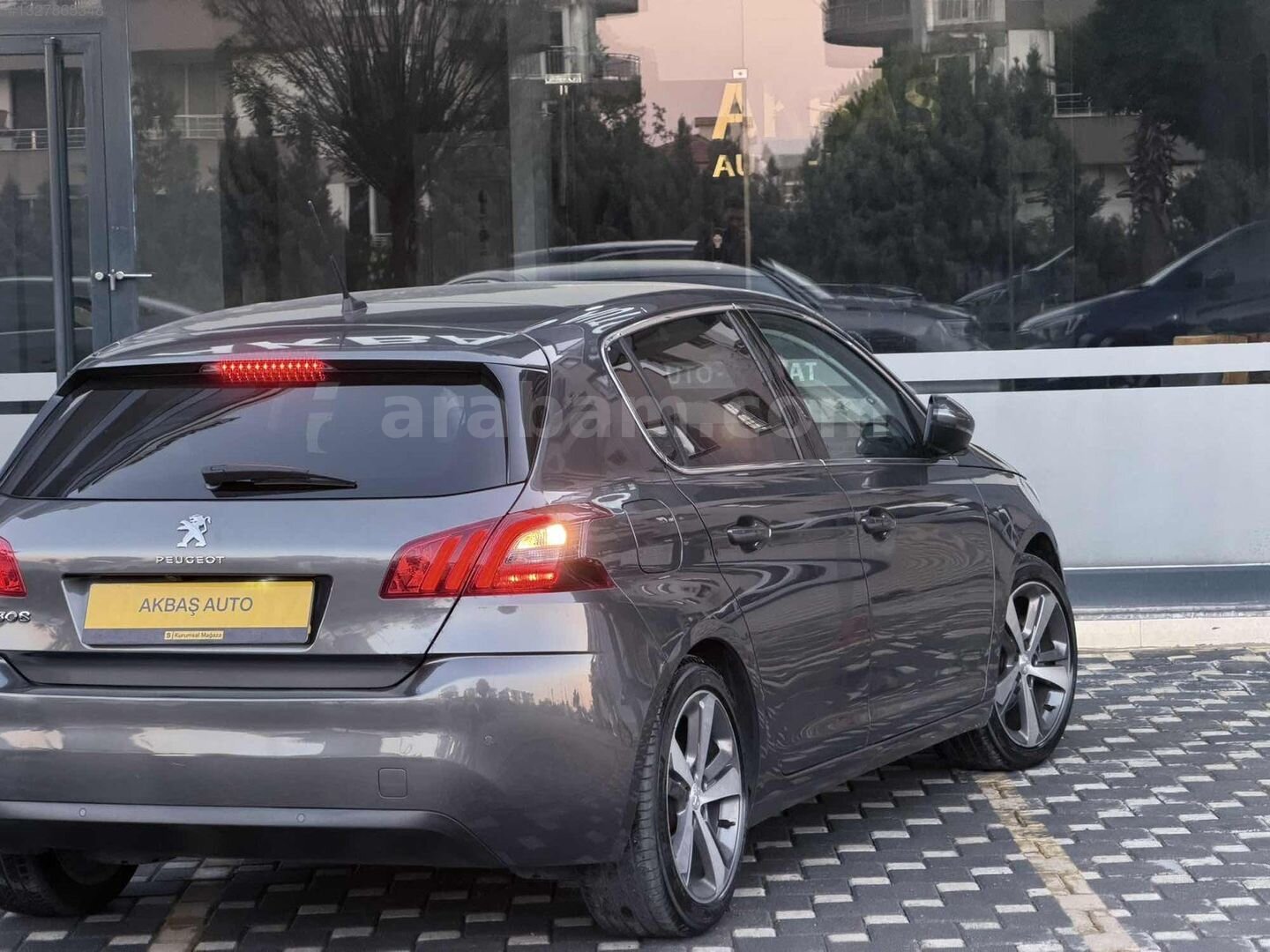 Galeriden Peugeot 308 1.2 PureTech Allure Sport 2020 Model İzmir 41.000 km Gri 7