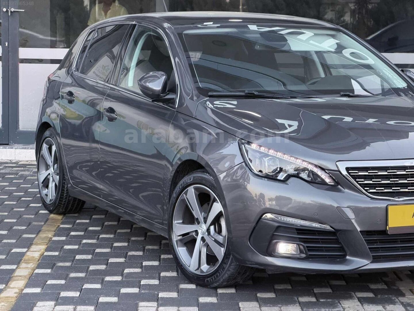 Galeriden Peugeot 308 1.2 PureTech Allure Sport 2020 Model İzmir 41.000 km Gri 3