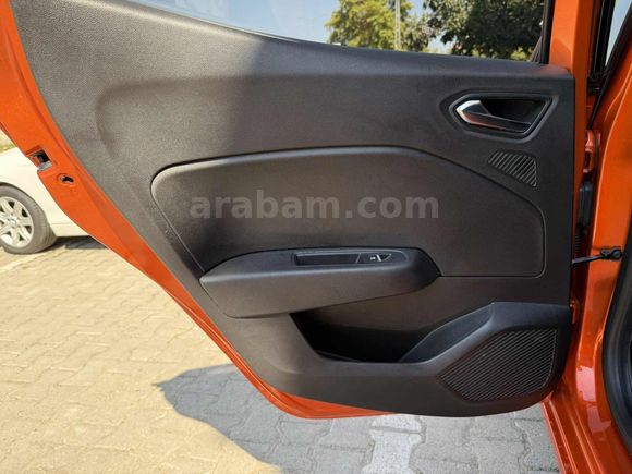 2020 MODEL DÜŞÜK KM TEK PARÇA BOYALI 1.3 OTOMATİK.