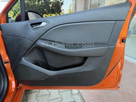 2020 MODEL DÜŞÜK KM TEK PARÇA BOYALI 1.3 OTOMATİK.