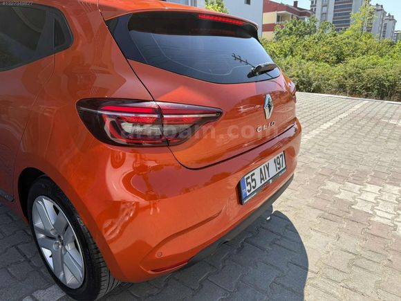 2020 MODEL DÜŞÜK KM TEK PARÇA BOYALI 1.3 OTOMATİK.