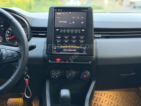 2022 Clio 1.0 TCe Joy X-Tronic 90 Bin Km Tesla Ekran