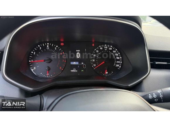 2021 CLİO 1.0TCE İLK SAHİBİNDEN FABRİKASYON LPG 100.000 km