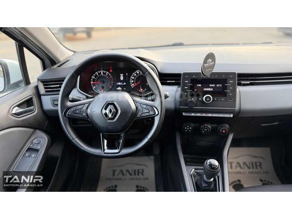 2021 CLİO 1.0TCE İLK SAHİBİNDEN FABRİKASYON LPG 100.000 km