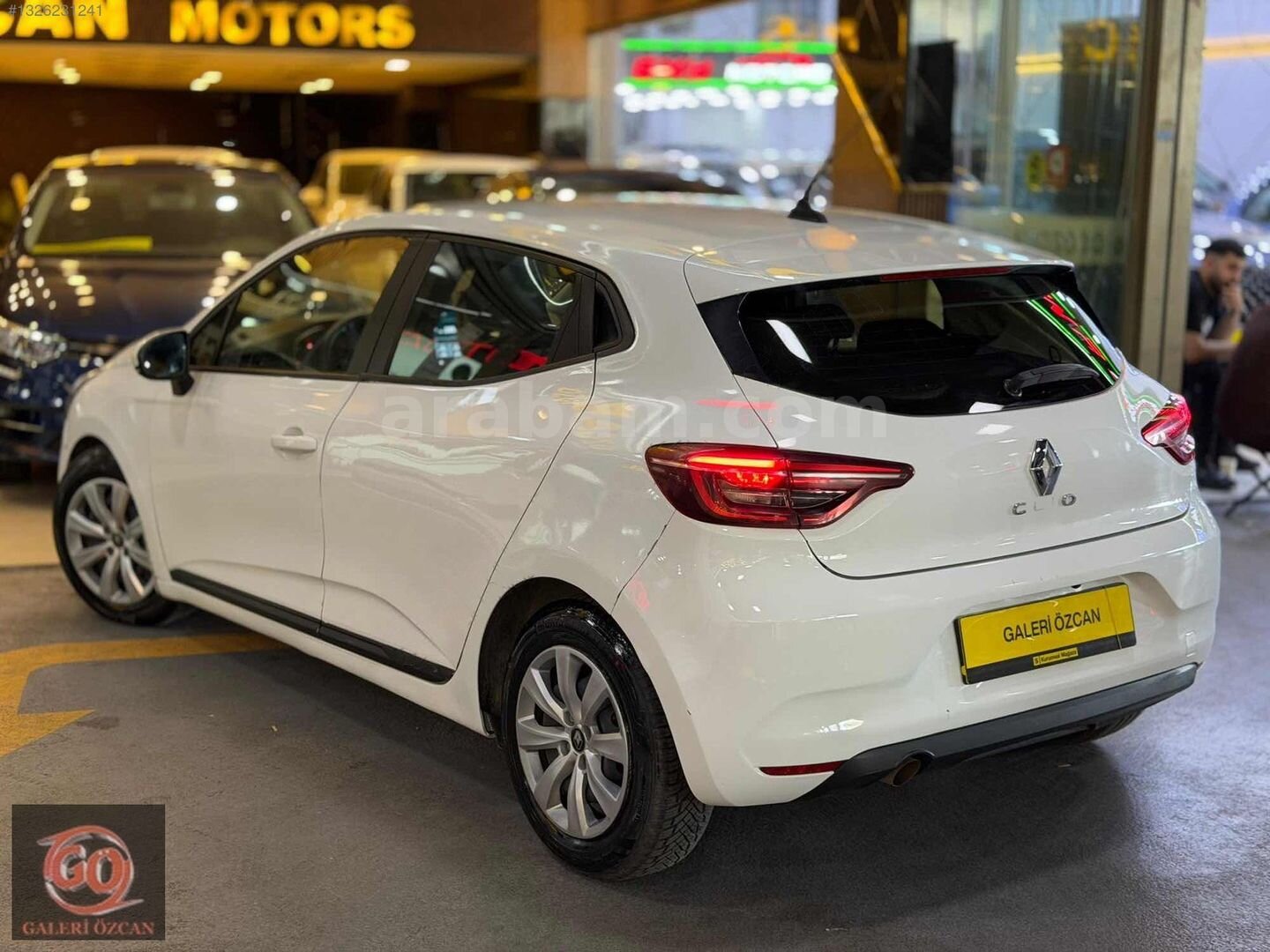 Galeriden Renault Clio 1.0 TCe Joy 2021 Model İstanbul 116.000 km Beyaz 7
