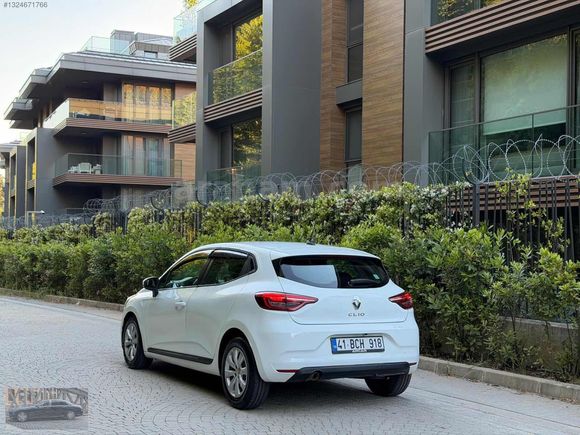 Renault Clio 1.0TCe Otomatik Vites