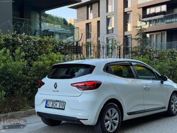 Renault Clio 1.0TCe Otomatik Vites