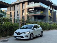 Renault Clio 1.0TCe Otomatik Vites