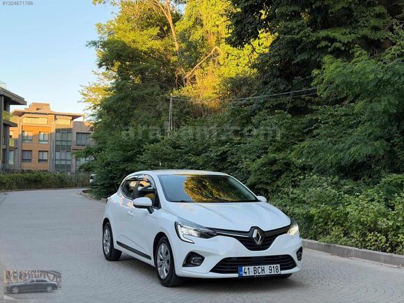 Renault Clio 1.0TCe Otomatik Vites