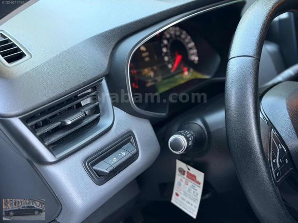 Renault Clio 1.0TCe Otomatik Vites