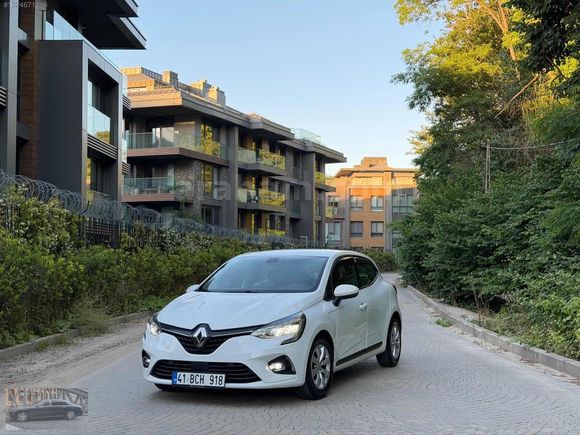 Renault Clio 1.0TCe Otomatik Vites