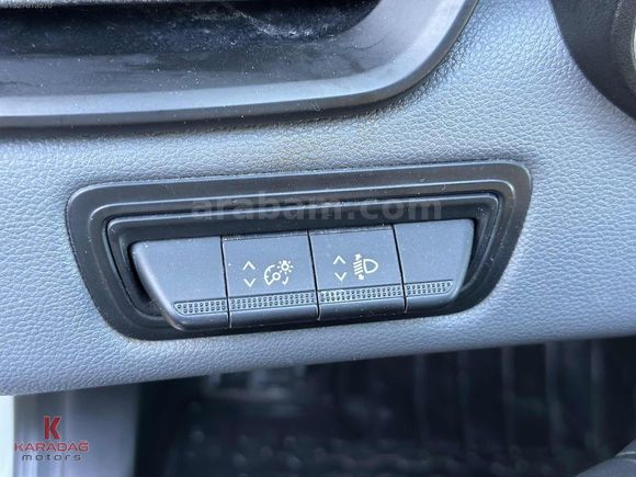 2021 DÜŞÜK KM BENZİN OTOMATİK CLIO DOUBLE EKRAN GERİ GÖRÜŞ