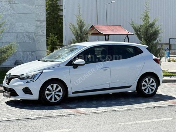 UZUNER AUTO'DAN 2022 CLIO OTOMATİK 176 bin km