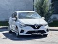 UZUNER AUTO'DAN 2022 CLIO OTOMATİK 176 bin km