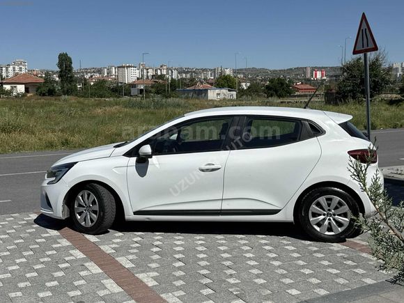UZUNER AUTO'DAN 2022 CLIO OTOMATİK 176 bin km
