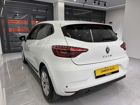 HATASIZ 2022 MODEL RENAULT CLİO 1.0 TCE JOY OTOMATİK