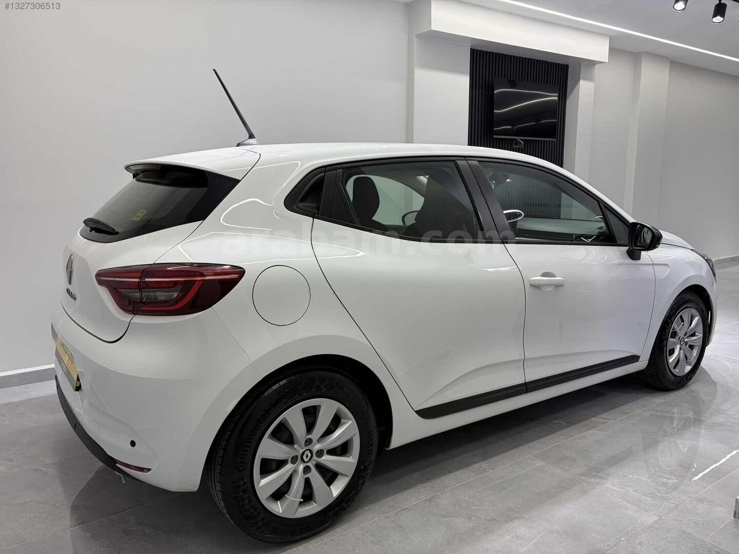 Galeriden Renault Clio 1.0 TCe Joy 2022 Model Aydın 52.000 km Beyaz 4