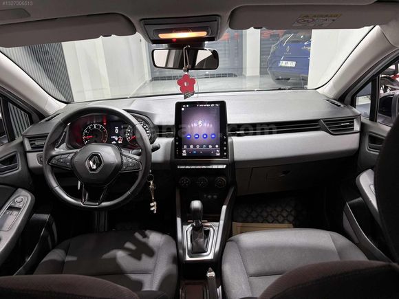 HATASIZ 2022 MODEL RENAULT CLİO 1.0 TCE JOY OTOMATİK