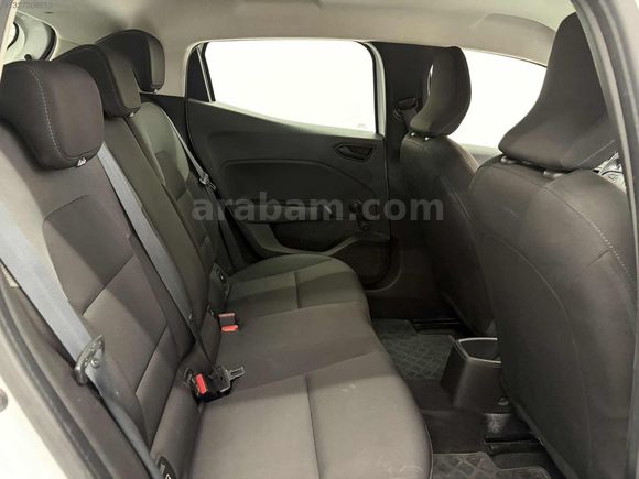 HATASIZ 2022 MODEL RENAULT CLİO 1.0 TCE JOY OTOMATİK