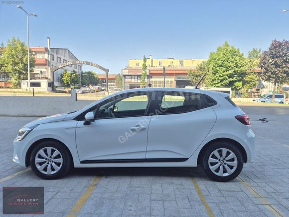 2022 MODEL OTOMATİK CLIO 5