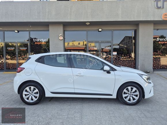 2022 MODEL OTOMATİK CLIO 5