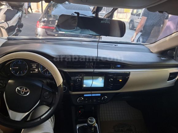 Sahibinden Toyota Corolla 1.4 D-4D Premium 2013 Model