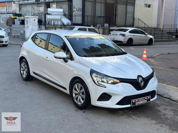 DEKA OTOMOTİV'DEN 2022 MODEL CLİO OTOMOTİK 72'BİNDE TESLA EKRAN