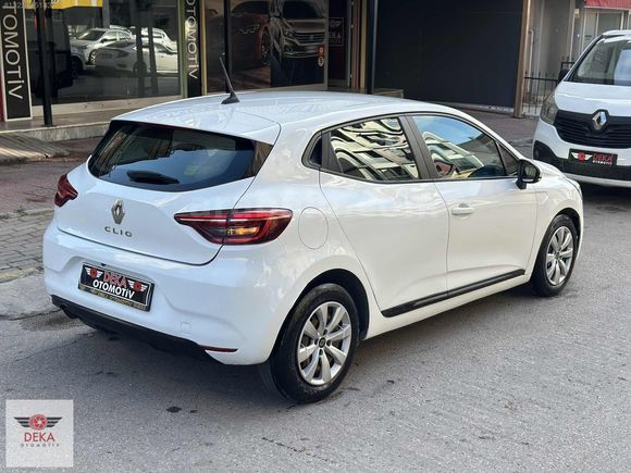 DEKA OTOMOTİV'DEN 2022 MODEL CLİO OTOMOTİK 72'BİNDE TESLA EKRAN