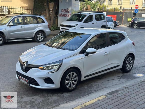 DEKA OTOMOTİV'DEN 2022 MODEL CLİO OTOMOTİK 72'BİNDE TESLA EKRAN