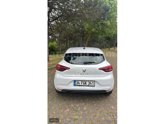 2022 RENAULT CLİO JOY OTOMATİK TESLA EKRAN SERVİS BAKIMLI