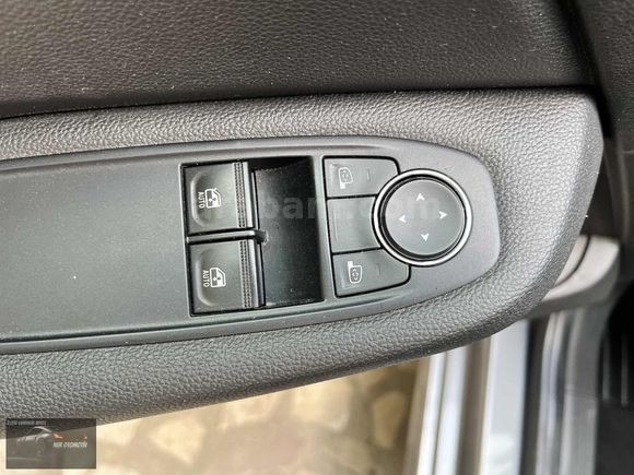 NUR OTODAN İLK KULLANICISINDAN YENİ SERVS BAKM ORJ CLIO