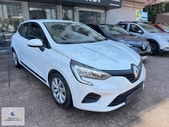 FERİTOĞLU-2022 RENAULT CLİO 5 TESLA EKRANLI SERVİS BAKIMLI