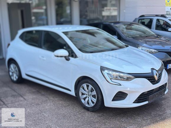 FERİTOĞLU-2022 RENAULT CLİO 5 TESLA EKRANLI SERVİS BAKIMLI