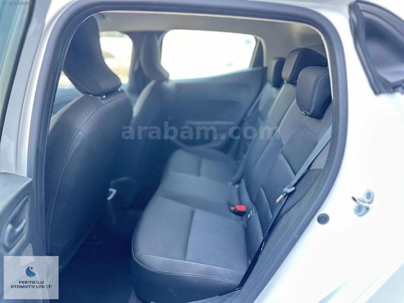 FERİTOĞLU-2022 RENAULT CLİO 5 TESLA EKRANLI SERVİS BAKIMLI