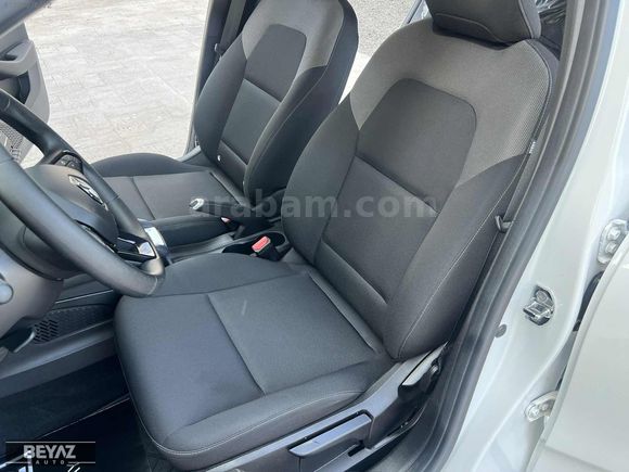 "Beyaz" 1.0 TCe joy X-Tronic Emsalsiz
