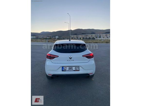 RS GARAGE'DAN DEĞİŞENSİZ 1.0 TCE OTOMATİK CLİO