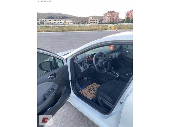 RS GARAGE'DAN DEĞİŞENSİZ 1.0 TCE OTOMATİK CLİO
