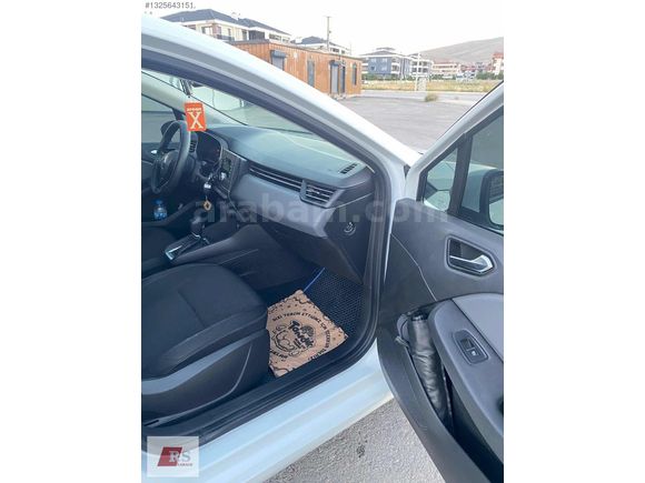RS GARAGE'DAN DEĞİŞENSİZ 1.0 TCE OTOMATİK CLİO