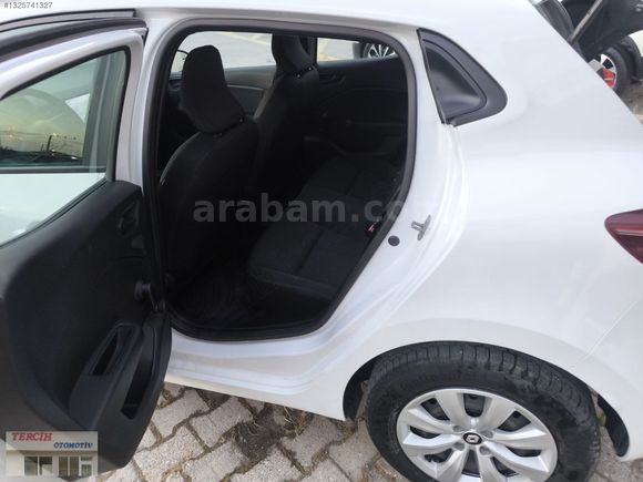 2023 model Tesla ekran boyasız